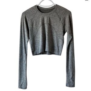 lululemon athletica Gray/black Long Sleeve cropped Top